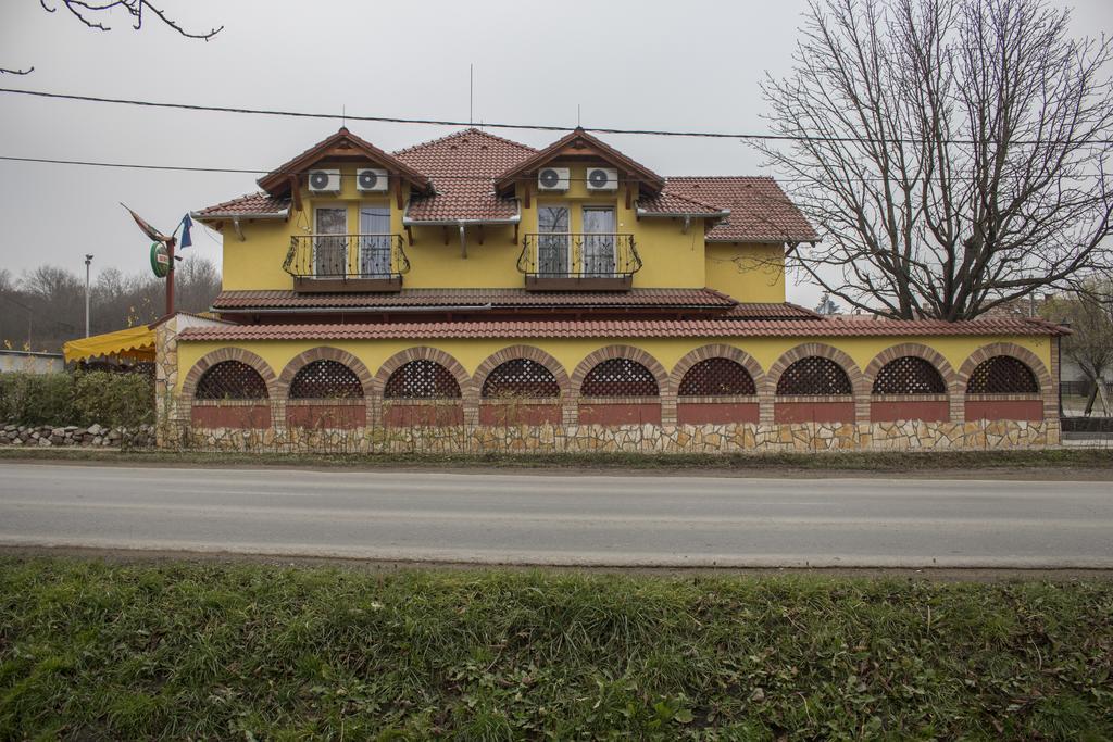 Verona Panzio Dobrokoz Extérieur photo